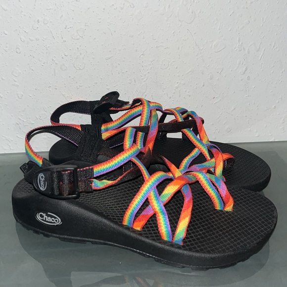 NWOT Chaco ZX/2 Rainbow Pride Strappy Hiking Sandals - Picture 1 of 8